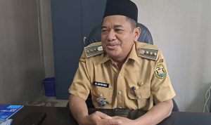 Camat Enggal