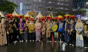 Eva Dwiana Hadiri Karnaval APEKSI